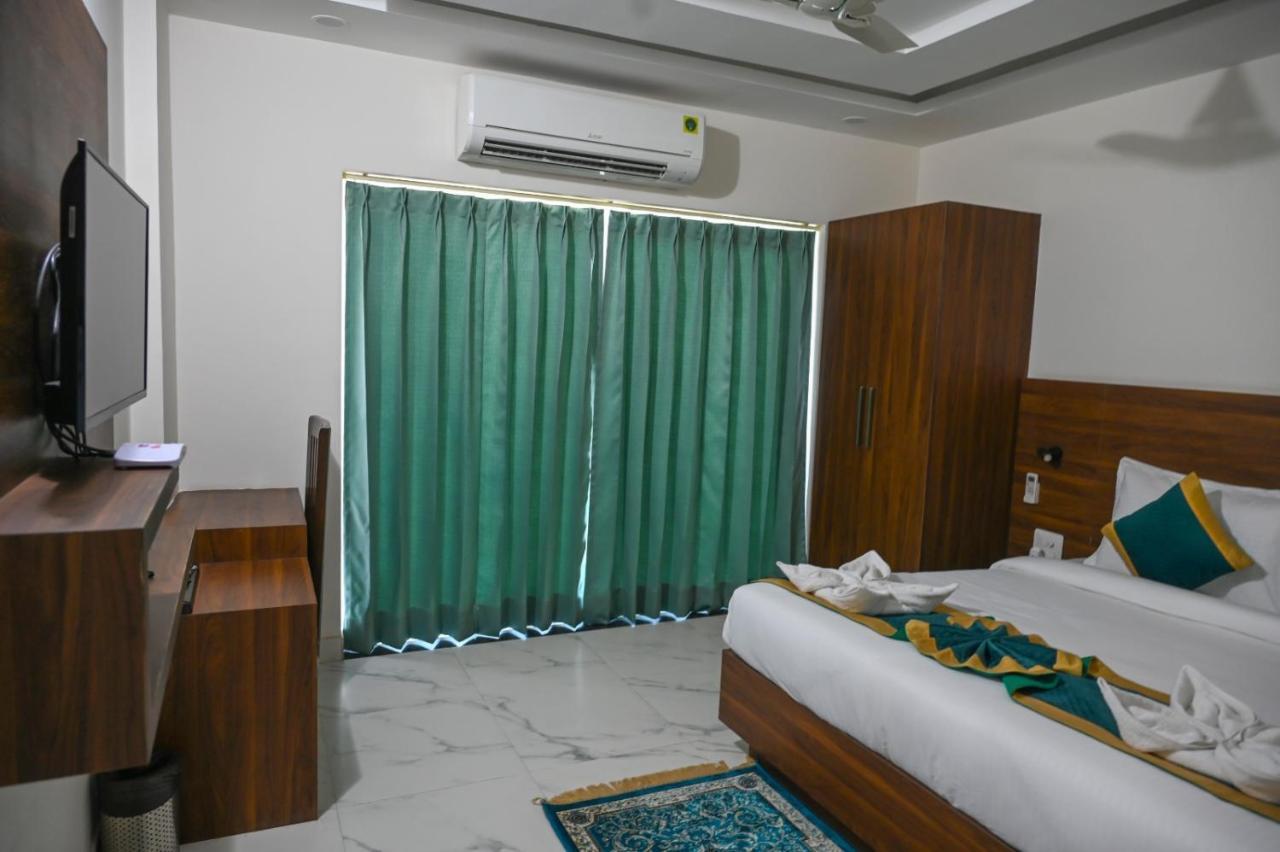 Hotel 7 Heaven Ντεχραντούν Εξωτερικό φωτογραφία