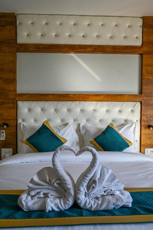 Hotel 7 Heaven Ντεχραντούν Εξωτερικό φωτογραφία