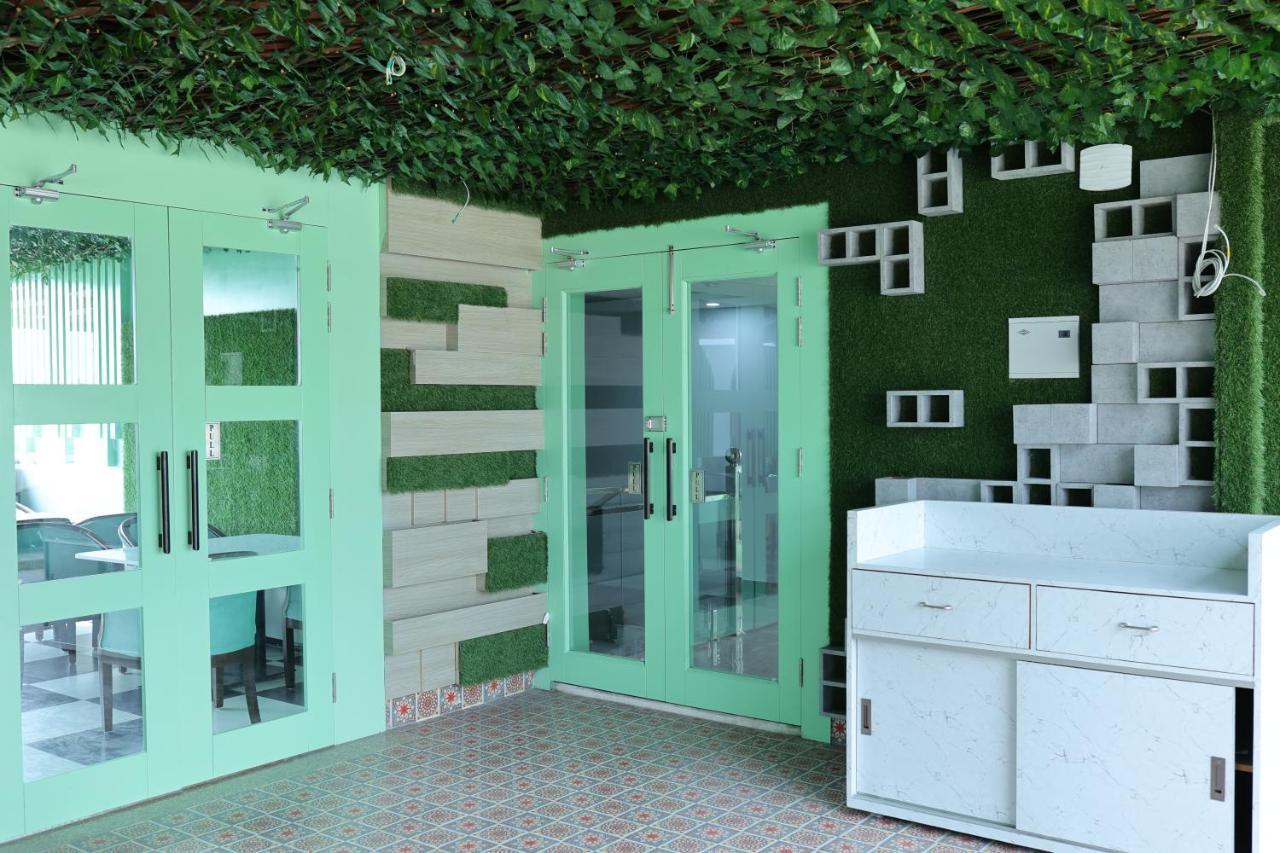 Hotel 7 Heaven Ντεχραντούν Εξωτερικό φωτογραφία