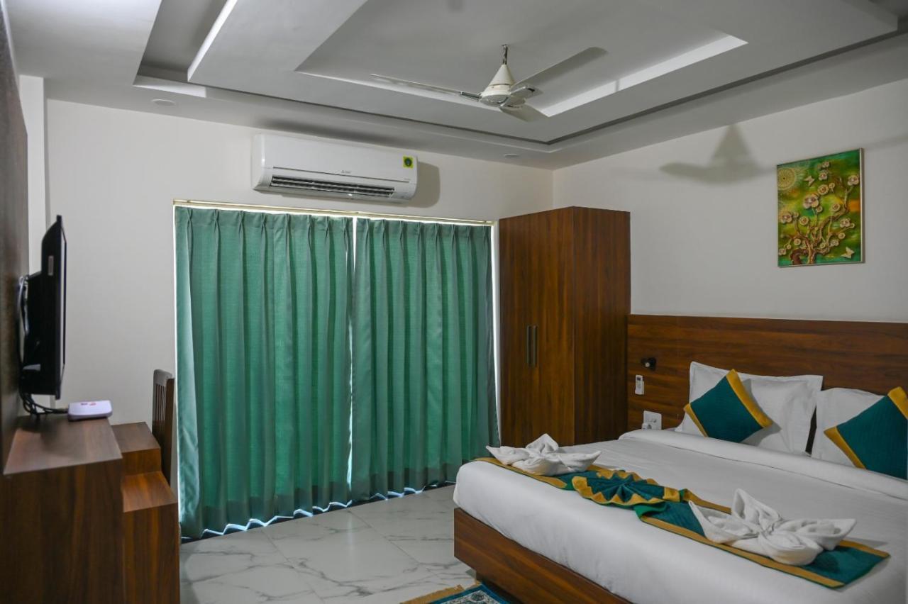 Hotel 7 Heaven Ντεχραντούν Εξωτερικό φωτογραφία