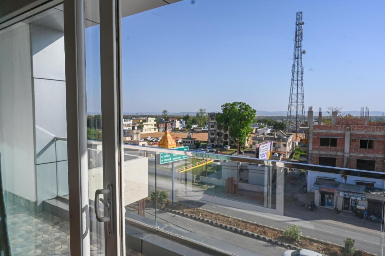 Hotel 7 Heaven Ντεχραντούν Εξωτερικό φωτογραφία